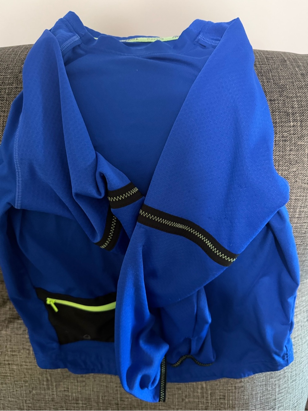 Russell Athletic Royal Blue Top with Lime Trim - Picture 4 of 4